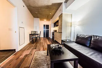 Gladstone Suites - Toronto Central Hotel